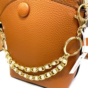 Elegant Gold Chain & Pearl Handbag Huggy